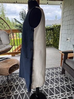 S Max Mara | Navy / Cream Sleeveless Dress w Buttons